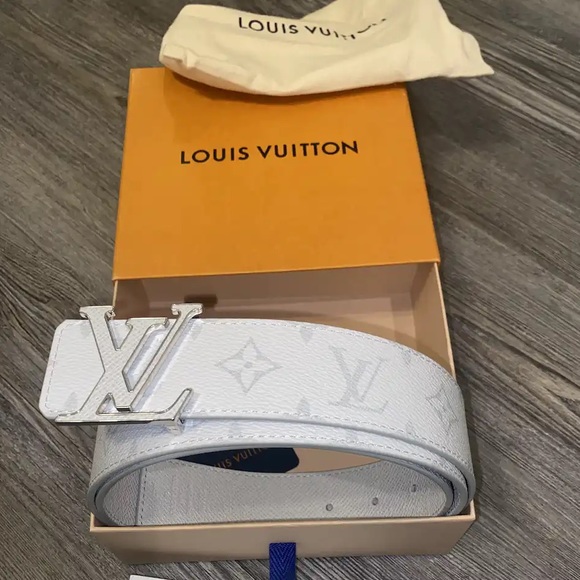 LV INITIALES 40MM REVERSIBLE BELT - Picture 2 of 5
